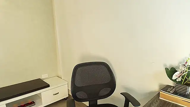 Snapshot of _Victoria_Collins chatting on October 11, 11:09 am  Victoria Collins online show from October 11, 11:09 am