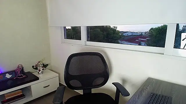 Snapshot of _Victoria_Collins chatting on October 29, 11:12 am  Victoria Collins online show from October 29, 11:12 am