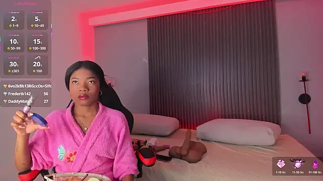 ciara blake online show from November 26, 8:10 pm