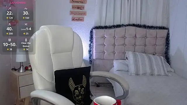 mia traveluxe online show from December 21, 5:36 am