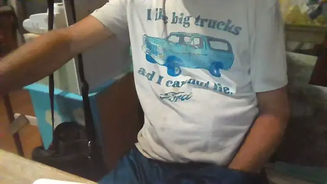 Lovyourpuss online show from March 21, 6:33 pm