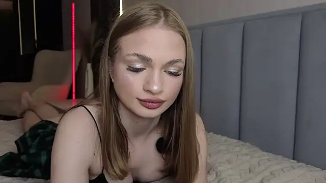 Pussyya777 online show from April 30, 11:16 am