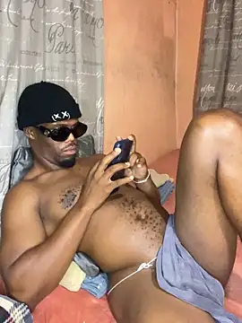 naughty thick online show from March 29, 11:05 pm