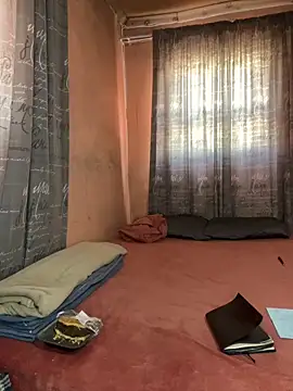 naughty thick online show from April 1, 8:59 am