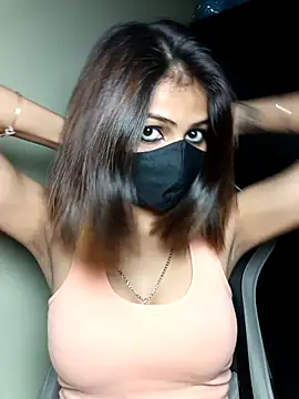 Isha Sax online show from September 11, 10:15 am