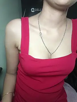 Isha Sax online show from November 10, 7:40 am