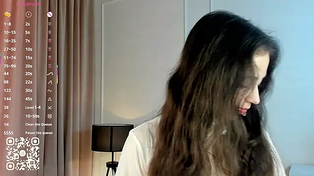 JulianaChapel online show from September 26, 8:07 am