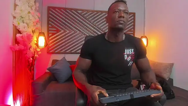 MarcusBlack  online show from September 25, 11:47 am