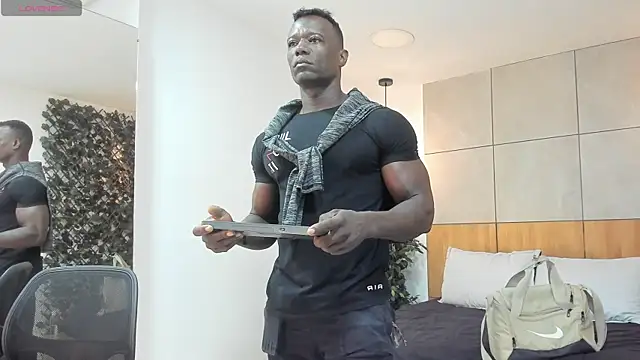 MarcusBlack  online show from January 12, 1:05 pm