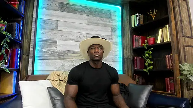 MarcusBlack  online show from May 16, 1:10 pm