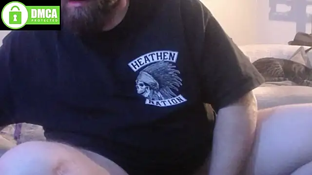 Snapshot of Thumper_ss chatting on April 12, 3:33 am Thumper ss online show from April 12, 3:33 am