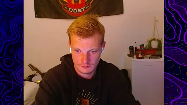 Snapshot of lustylyndon chatting on September 16, 4:46 am lustylyndon online show from September 16, 4:46 am