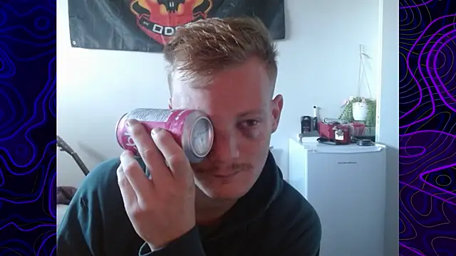 Snapshot of lustylyndon chatting on September 25, 4:21 pm lustylyndon online show from September 25, 4:21 pm