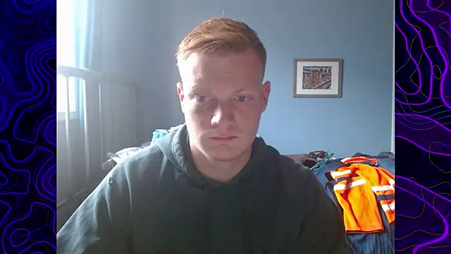 Snapshot of lustylyndon chatting on October 31, 3:02 pm lustylyndon online show from October 31, 3:02 pm