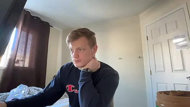 lustylyndon online show from March 26, 6:02 pm