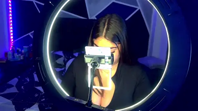 jazminslut online show from March 6, 1:35 am