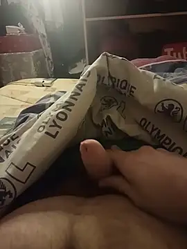 matlecoq2 online show from December 22, 7:11 pm