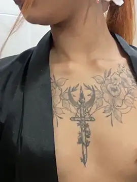 AnnahiBaker online show from October 13, 7:14 pm