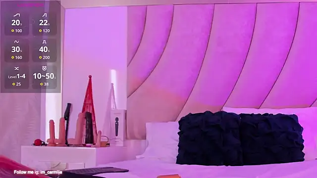 AnnahiBaker online show from December 4, 10:40 pm