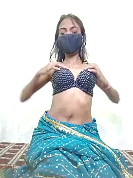 Snapshot of Riya_R24 chatting on December 20, 12:45 pm Riya R24 online show from December 20, 12:45 pm