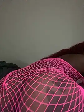 lovergirll555 online show from December 4, 8:23 am