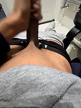 PakiStrokin online show from April 4, 1:04 am