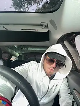 bigthingss69 online show from June 6, 1:27 pm