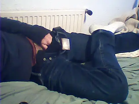 Snapshot of rimbaud77 chatting on October 28, 4:53 pm rimbaud77 online show from October 28, 4:53 pm