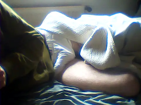 Snapshot of rimbaud77 chatting on January 17, 10:31 am rimbaud77 online show from January 17, 10:31 am