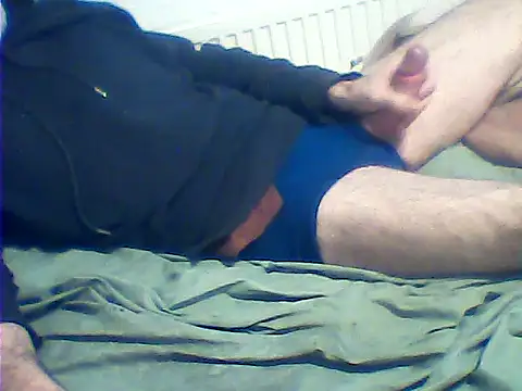 Snapshot of rimbaud77 chatting on February 10, 5:06 pm rimbaud77 online show from February 10, 5:06 pm