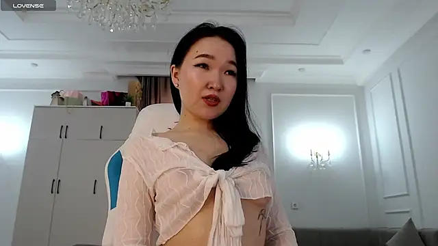 scamelia online show from January 12, 4:29 am