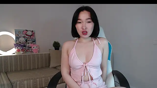 scamelia online show from March 29, 6:24 am