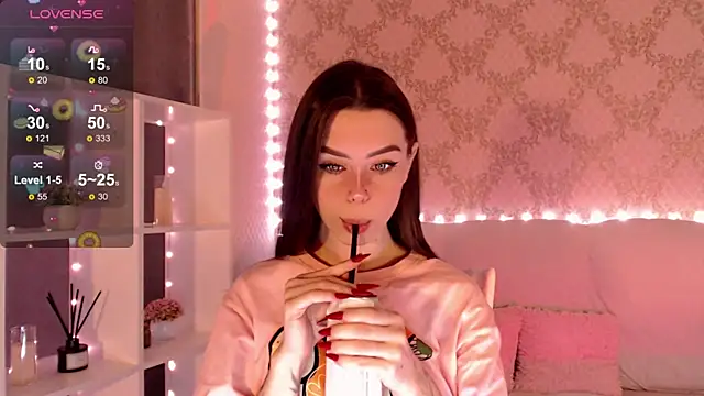 HolyMiax online show from October 6, 3:37 am