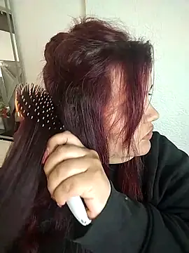 Snapshot of Dolce_pearl chatting on March 13, 1:45 am Dolce pearl online show from March 13, 1:45 am