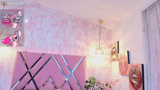 Snapshot of Dolce_pearl chatting on March 29, 3:17 am Dolce pearl online show from March 29, 3:17 am