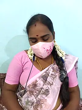 Snapshot of Tamil_riyalini12 chatting on April 5, 4:20 am Tamil riyalini12 online show from April 5, 4:20 am