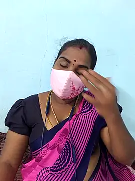 Snapshot of Tamil_riyalini12 chatting on April 10, 5:12 am Tamil riyalini12 online show from April 10, 5:12 am