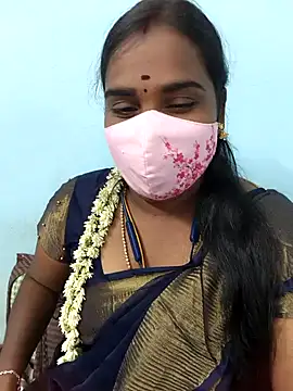 Snapshot of Tamil_riyalini12 chatting on April 12, 6:57 pm Tamil riyalini12 online show from April 12, 6:57 pm
