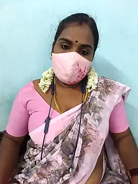 Snapshot of Tamil_riyalini12 chatting on April 16, 4:52 pm Tamil riyalini12 online show from April 16, 4:52 pm