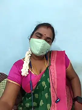 Snapshot of Tamil_riyalini12 chatting on May 2, 5:12 am Tamil riyalini12 online show from May 2, 5:12 am