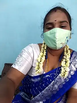 Snapshot of Tamil_riyalini12 chatting on May 5, 6:21 am Tamil riyalini12 online show from May 5, 6:21 am