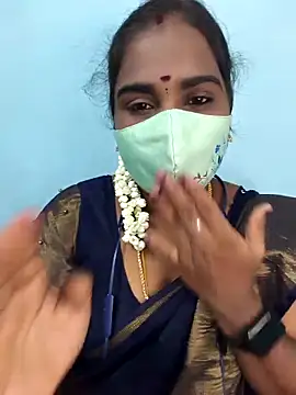 Snapshot of Tamil_riyalini12 chatting on May 9, 4:12 pm Tamil riyalini12 online show from May 9, 4:12 pm