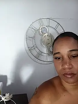 EbonyHorrny online show from May 8, 1:38 pm