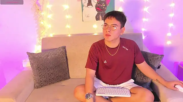 Young Ben online show from May 8, 1:22 am