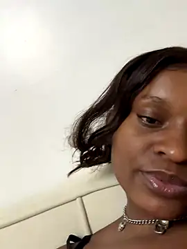 Lil-shawrie online show from December 20, 6:42 am