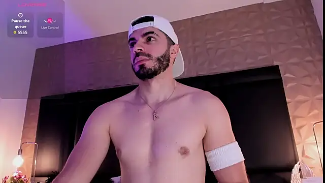 AxelThompson  online show from September 27, 11:26 am