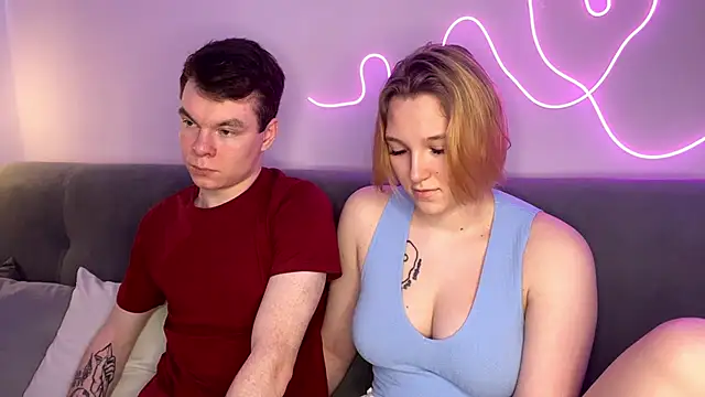 julielourens online show from October 22, 8:14 am