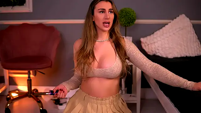 LucyxRios online show from November 26, 10:00 pm