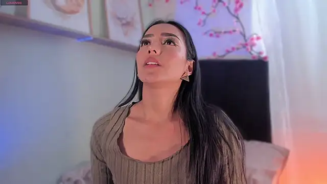 im-isabella online show from October 3, 9:01 pm