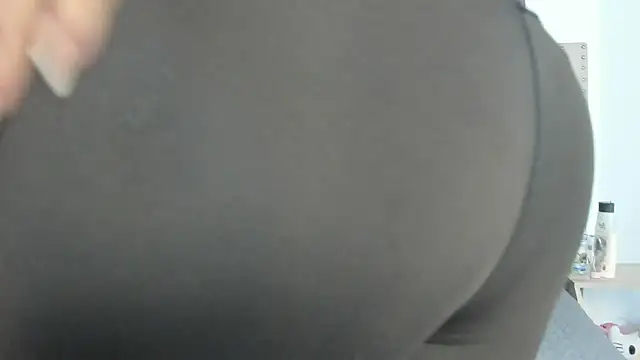 VeronicaBrun online show from October 6, 9:34 pm